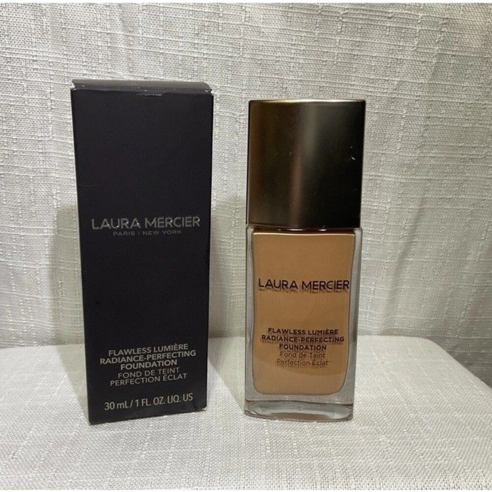 3N1 BUFF Laura Mercier Flawless Lumiere Radiance Perfecting Foundation 3N1 BUFF